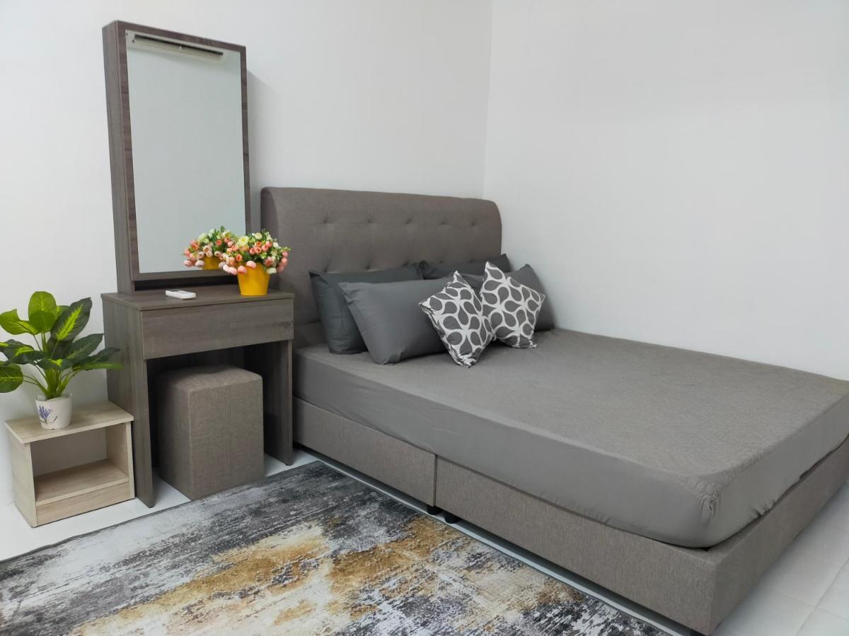 D'Port Dicksonmuslimonly Homestay Exteriör bild