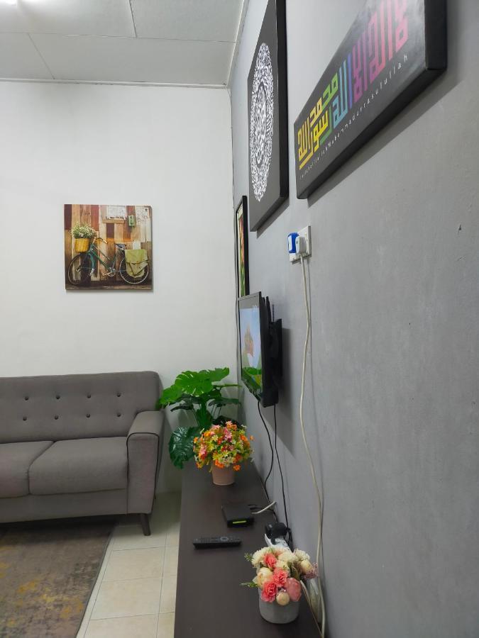 D'Port Dicksonmuslimonly Homestay Exteriör bild