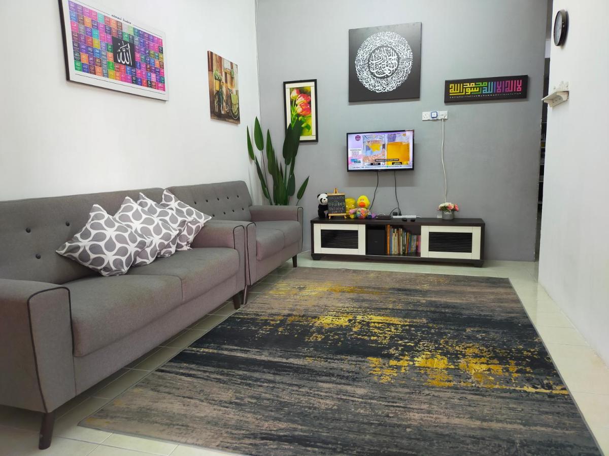 D'Port Dicksonmuslimonly Homestay Exteriör bild