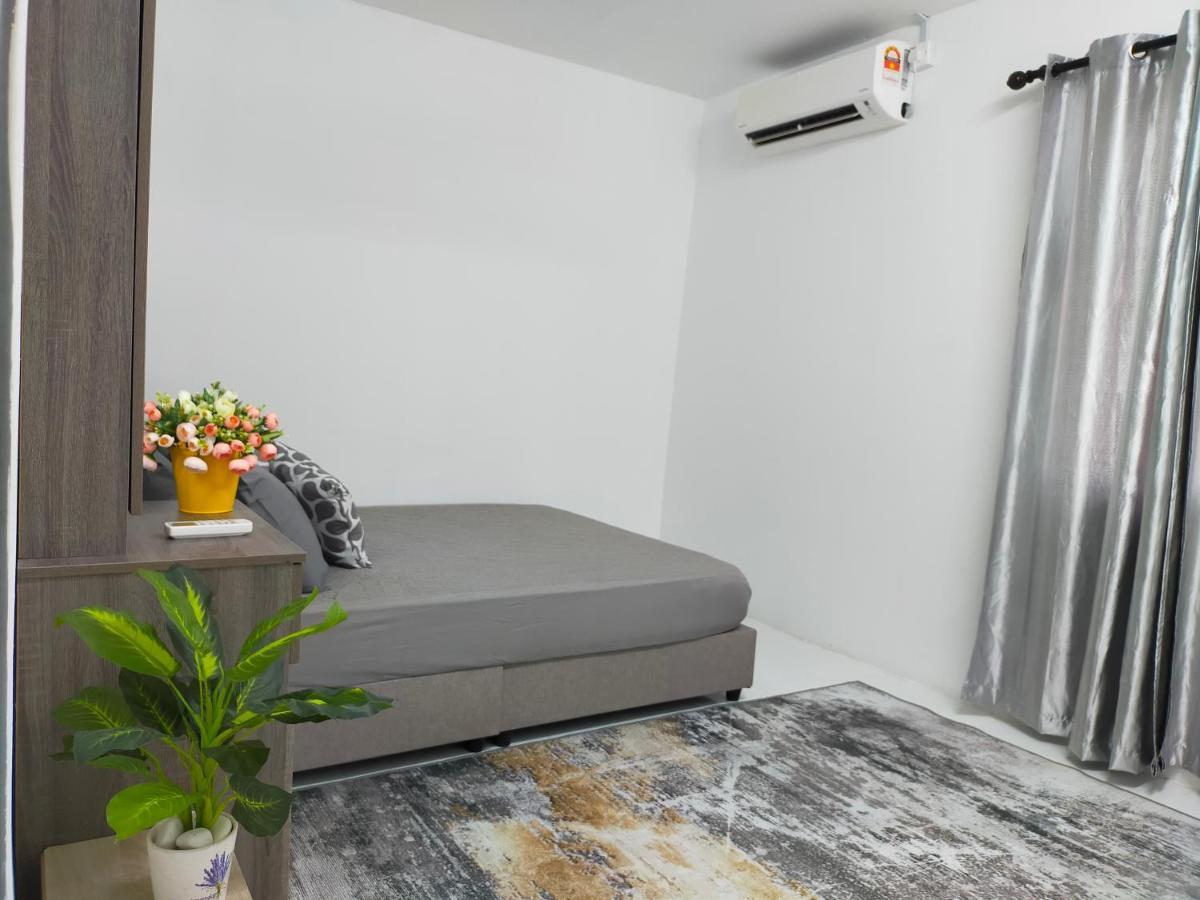 D'Port Dicksonmuslimonly Homestay Exteriör bild