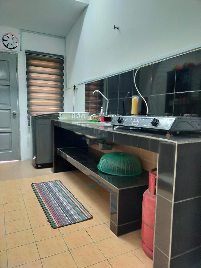 D'Port Dicksonmuslimonly Homestay Exteriör bild